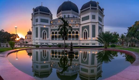 Rainforest to Bustling City – Departure